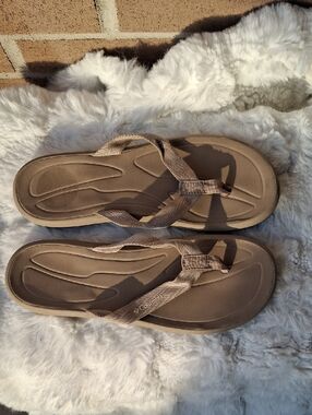 Columbia Sunlight Vent Sport Flip Flop Sandals Women’s 11 Tan